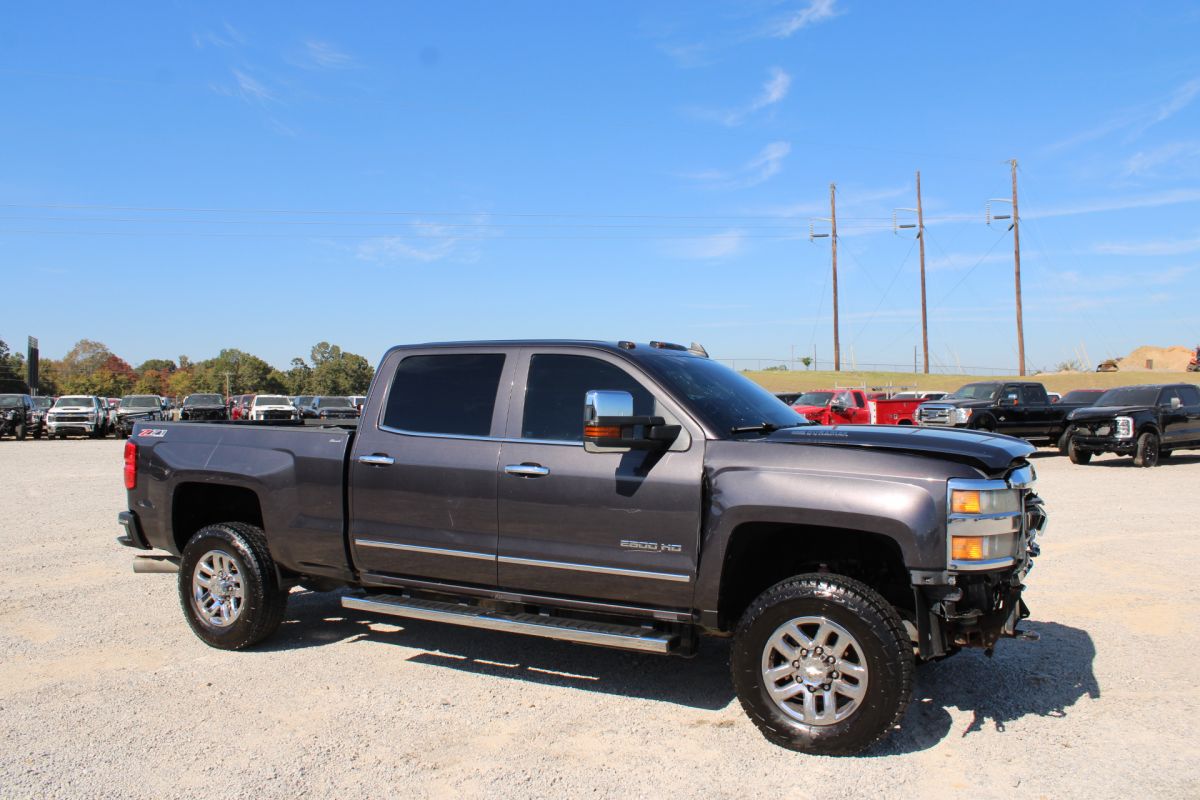 2016 Chevrolet Silverado 2500 LTZ 4WD - DIESEL — photo 1 of 17