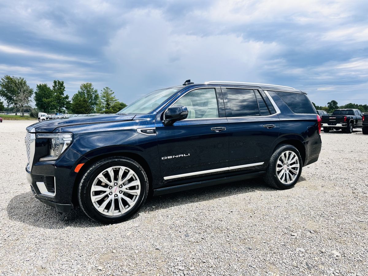 2021 GMC Yukon Denali 4X4 — photo 1 of 21