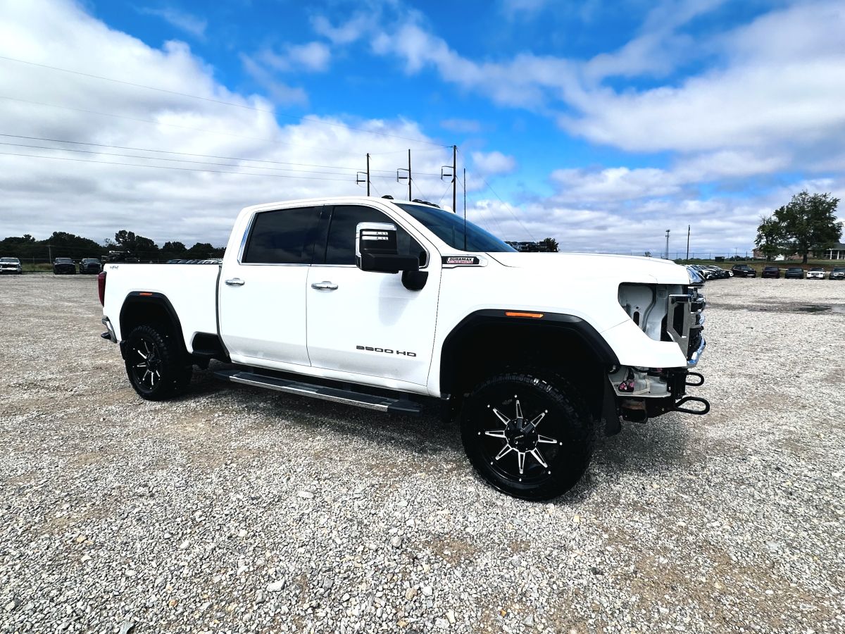 2023 GMC Sierra 2500HD SLT 4X4 - GOOD AIRBAGS — photo 1 of 21