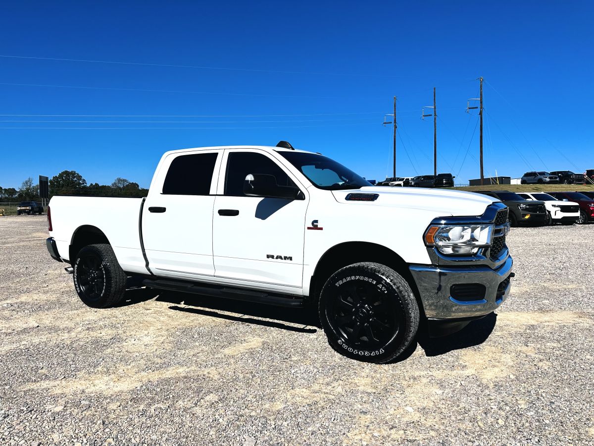 2022 RAM 2500 TRADESMAN 4X4 - CLEAR TITLE - NEVER WRECKED — photo 1 of 18