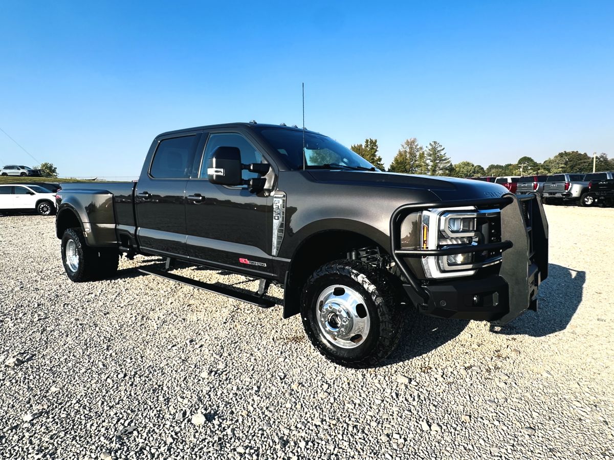 2024 Ford F350 Lariat FX4 - EASY REPAIR - GOOD AIRBAGS — photo 1 of 19