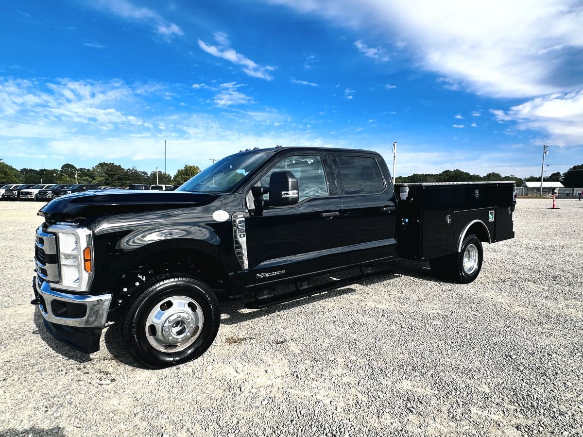2026 Ford F350 XLT 4X4 - SERVICE BED — photo 1 of 21