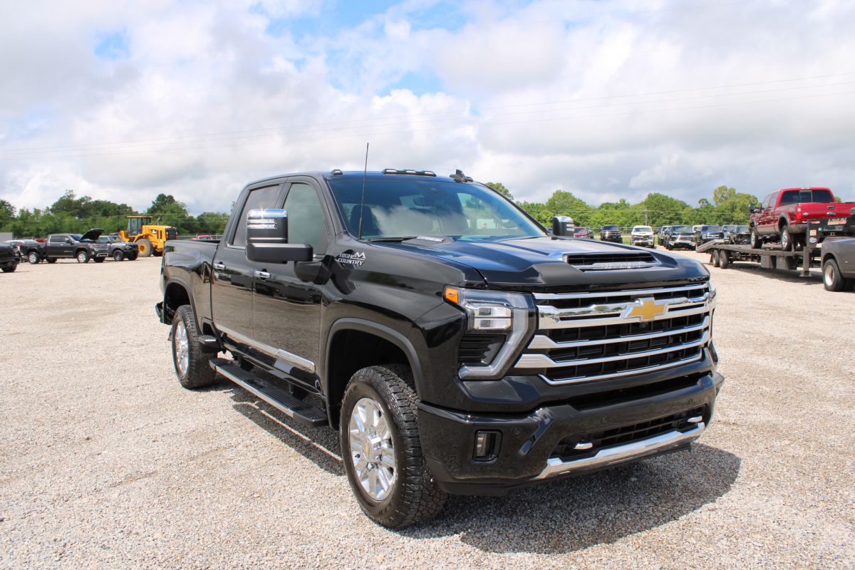 2024 Chevrolet Silverado 2500 High Country 4WD | D & G Auto LLC ...