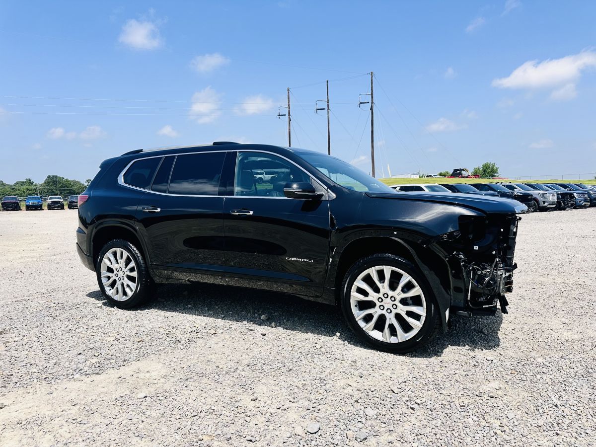 2024 GMC Acadia Denali AWD - CLEAR TITLE — photo 1 of 18