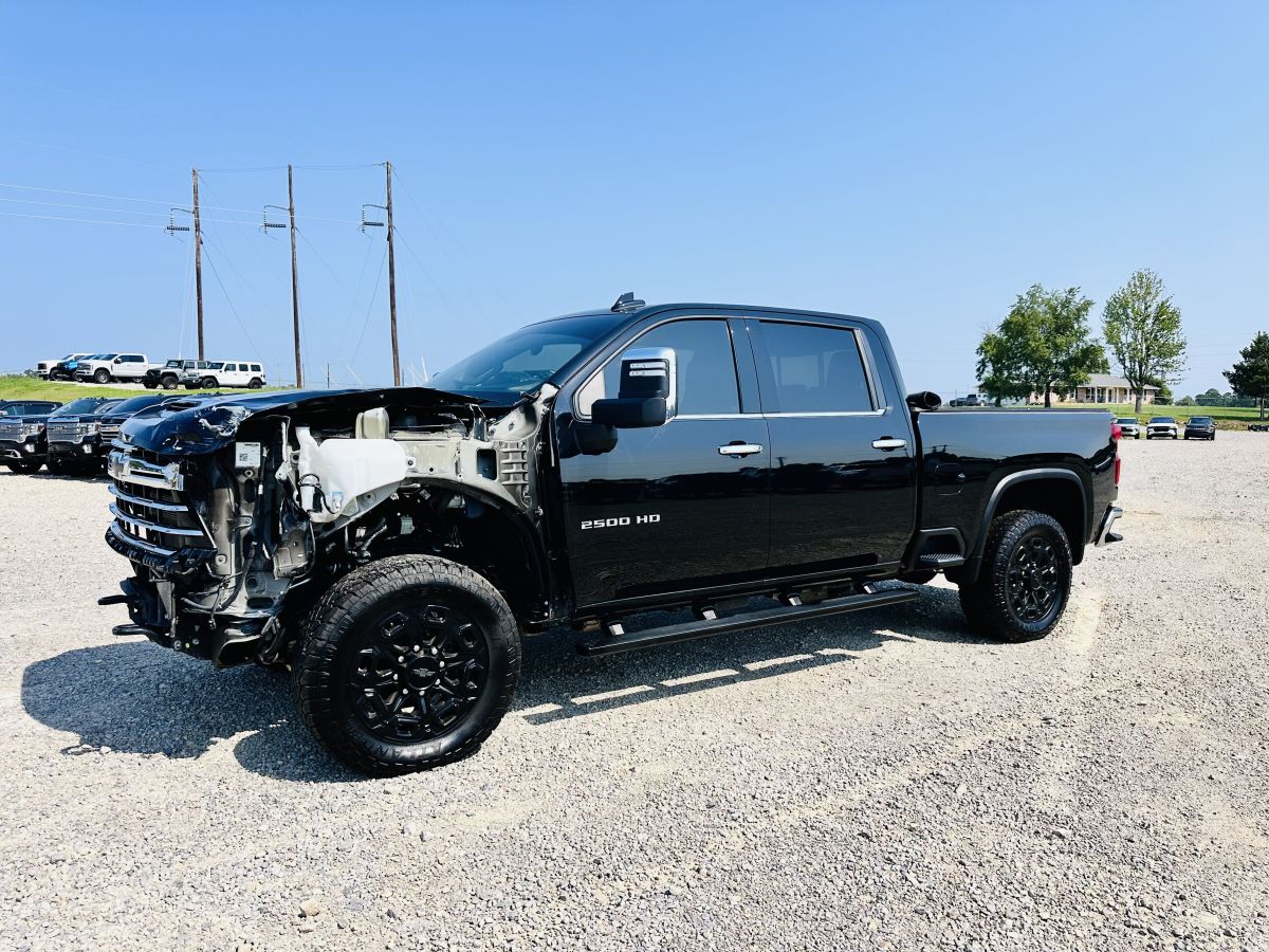 2024 Chevrolet Silverado 2500HD LTZ 4X4 - GOOD AIRBAGS — photo 1 of 18