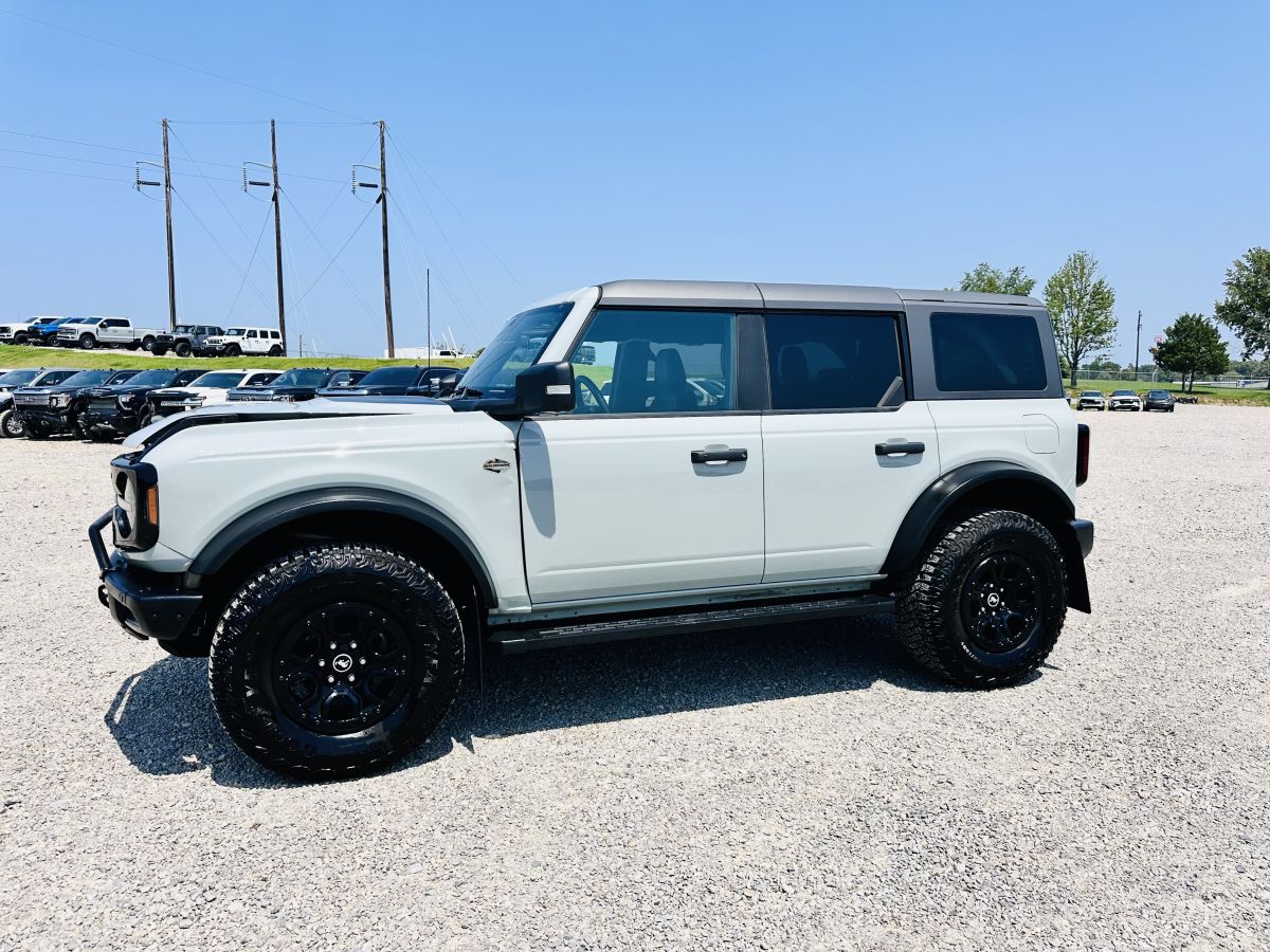 2024 Ford Bronco WildTrack Sasquatch — photo 1 of 19