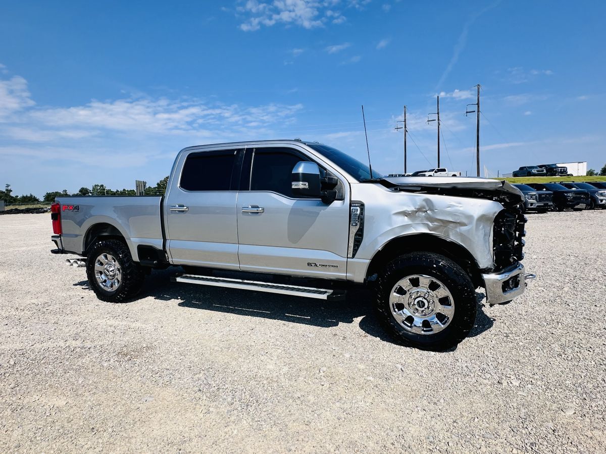 2024 Ford F250 Lariat FX4 — photo 1 of 18