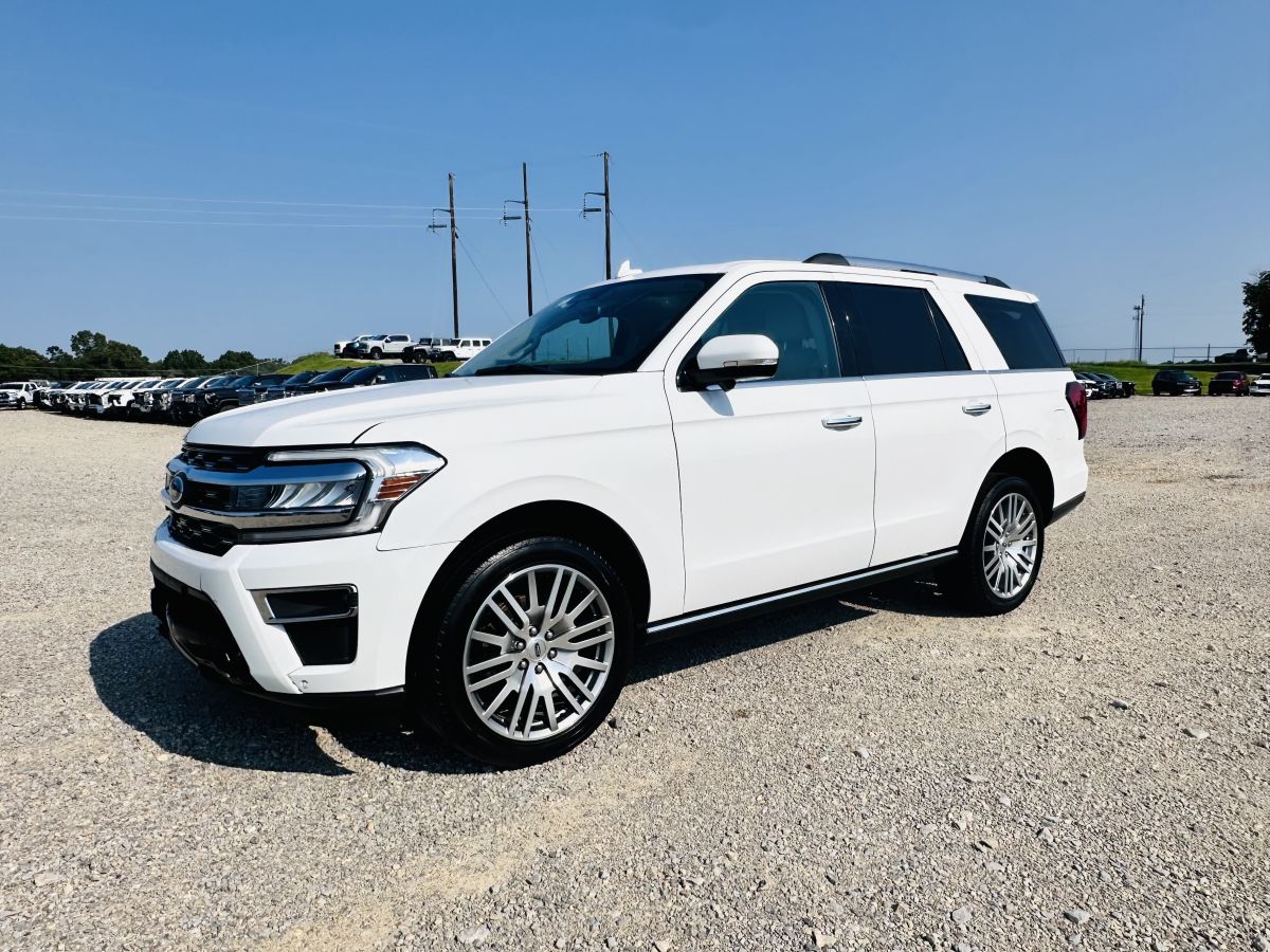 2023 Ford Expedition Limited 4X4 — photo 1 of 19