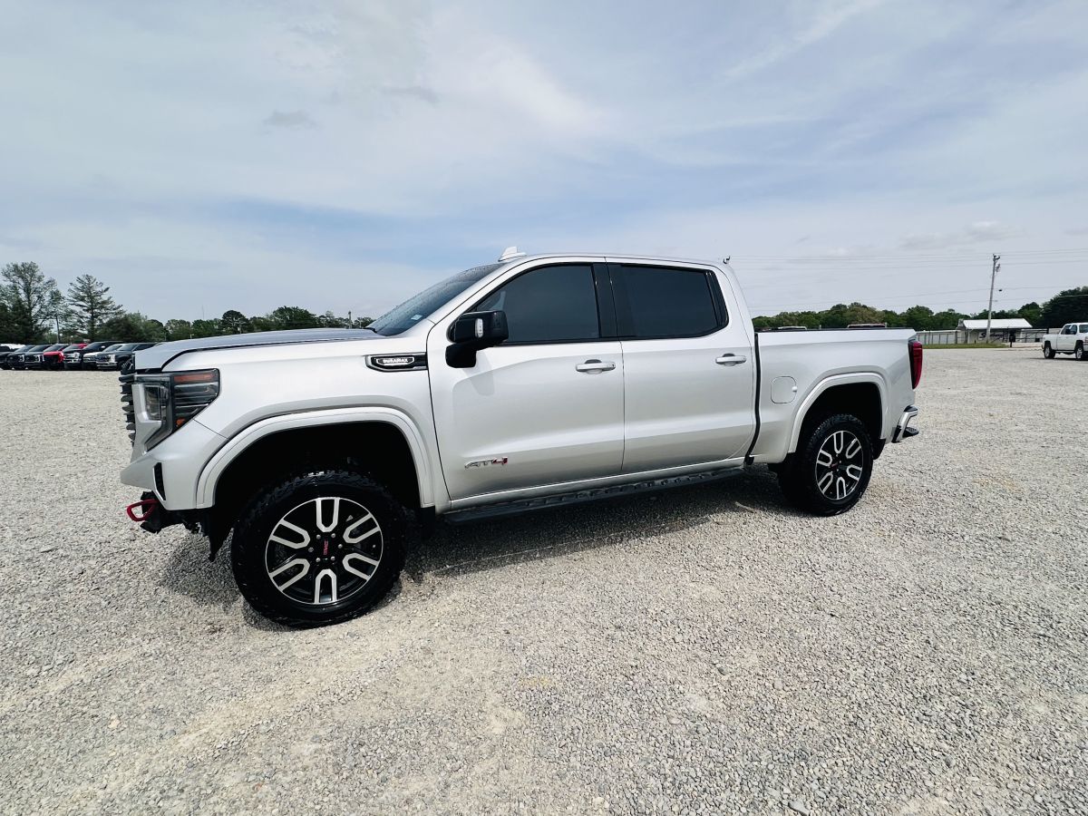 2022 GMC Sierra 1500 AT4 Diesel - GOOD AIRBAGS — photo 1 of 19