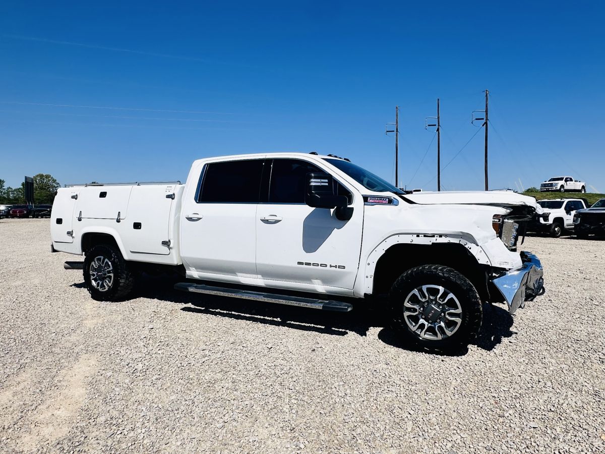 2021 GMC Sierra 2500HD SLE 4X4 - DIESEL — photo 1 of 18