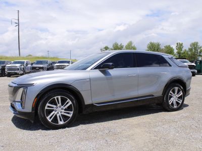 2024 Cadillac LRYIQ Tech - READY TO GO