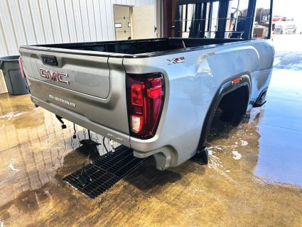 2023 SIERRA 2500 8' BED/GATE/LIGHTS/HITCHES