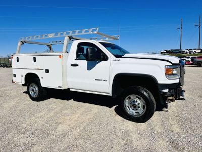 2018 GMC Sierra 2500HD 4X4 - SERVICE BODY